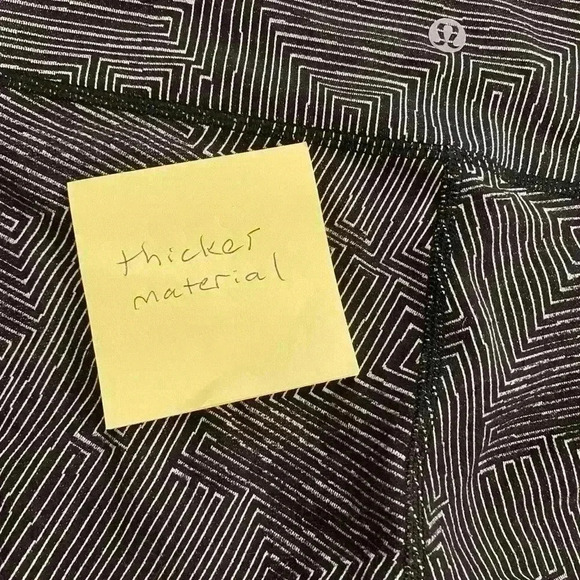 Lululemon Womens Thicker Crop leggings abstract maze print black white 6 - Picture 5 of 11